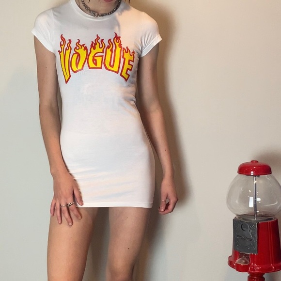 VOGUE mini dress - Picture 2 of 3